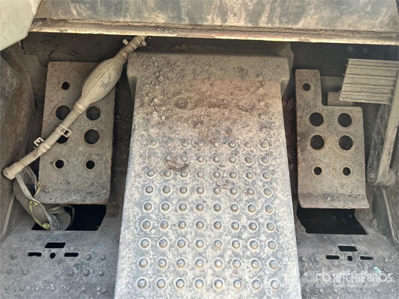 Bobcat S570 Мини-погрузчики