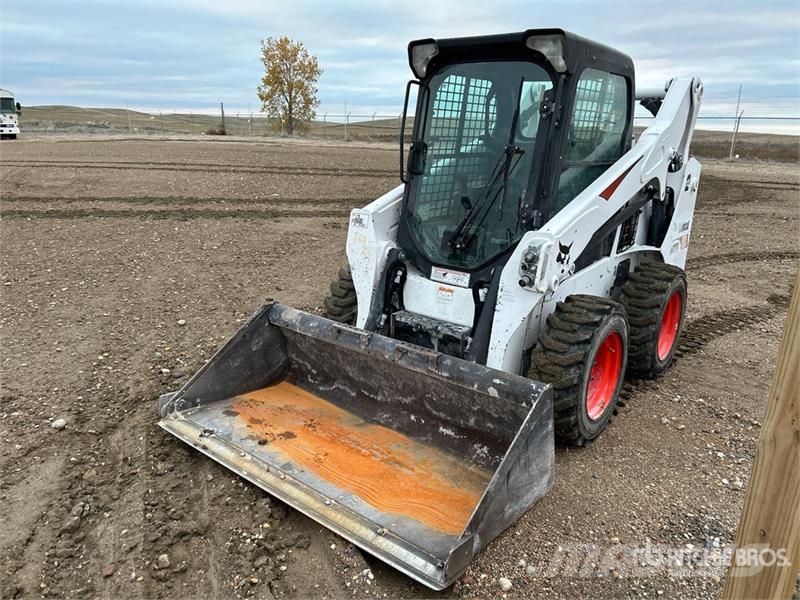 Bobcat S570 Skid steer loaders