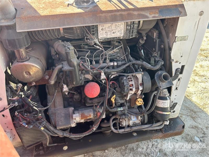 Bobcat S570 Мини-погрузчики