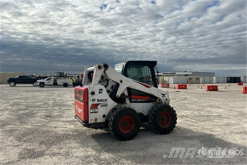 Bobcat S650 Мини-погрузчики
