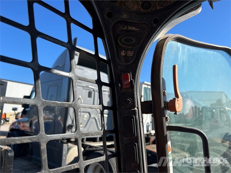Bobcat S650 Skid steer loaders