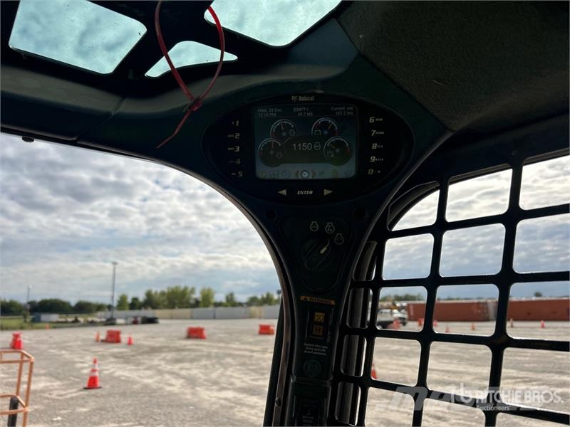 Bobcat S650 Мини-погрузчики
