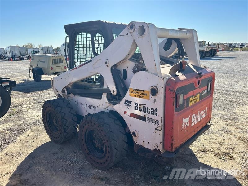 Bobcat S650 Skid steer loaders