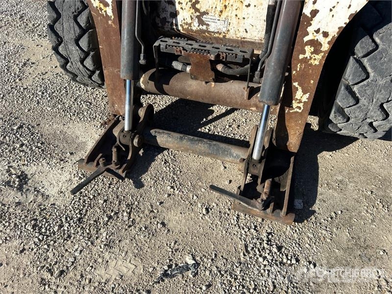 Bobcat S650 Skid steer loaders