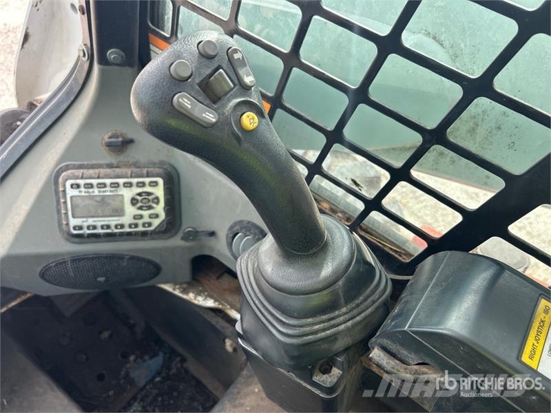 Bobcat S650 Мини-погрузчики