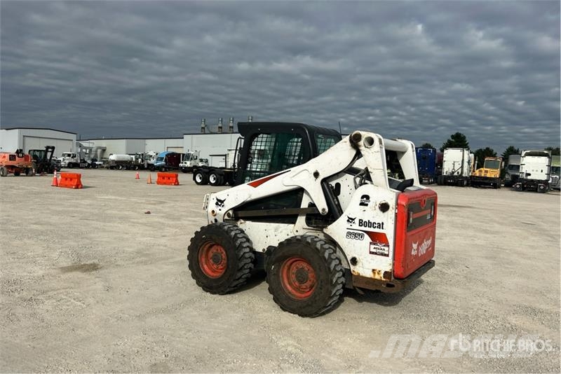Bobcat S650 Мини-погрузчики