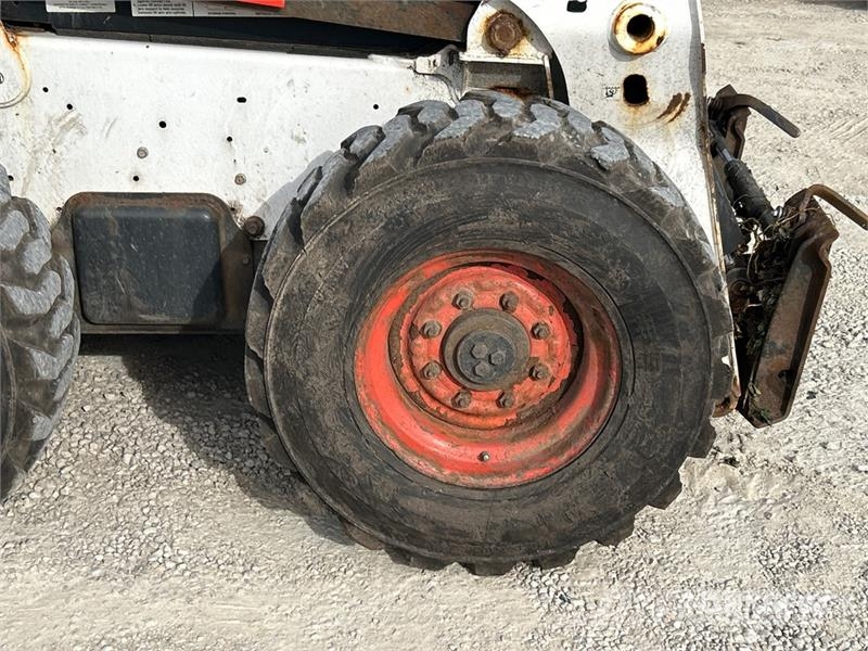 Bobcat S650 Мини-погрузчики