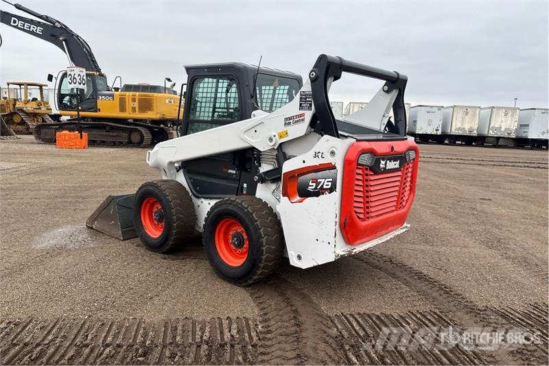 Bobcat S76 All-Wheel Steer Two-Speed Skid Steer Loader Skid steer loaders