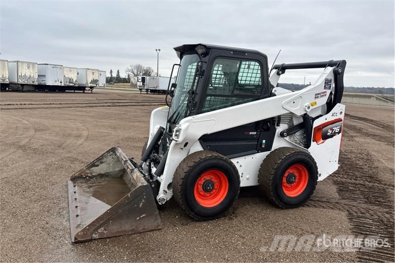 Bobcat S76 All-Wheel Steer Two-Speed Skid Steer Loader Skid steer loaders