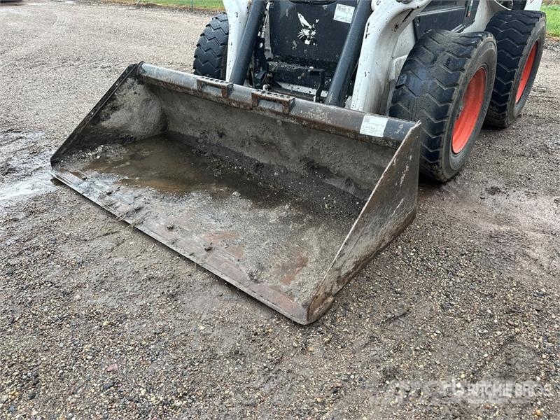 Bobcat S76 Skid Steer Loader  스키드로더