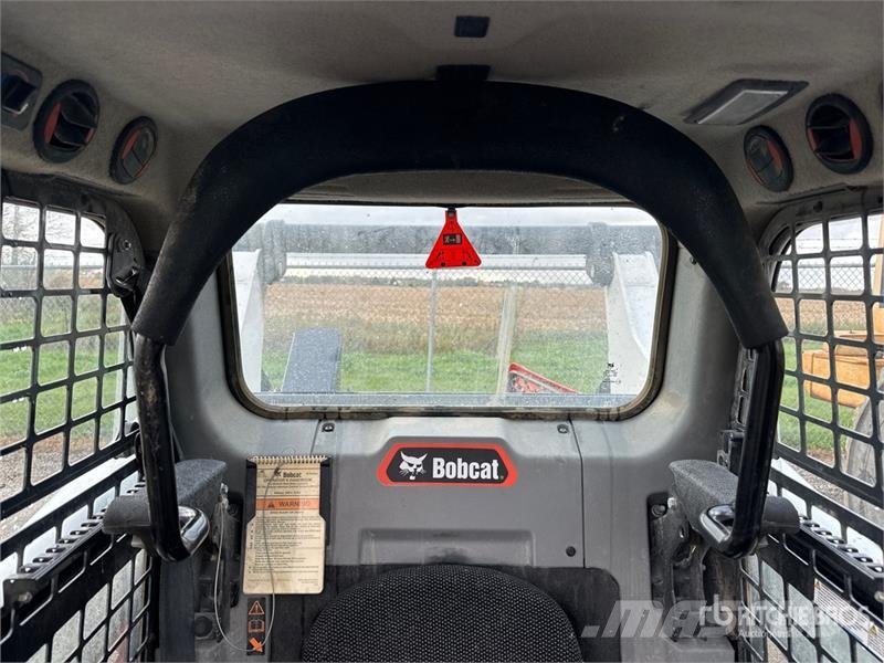 Bobcat S76 Skid Steer Loader  스키드로더