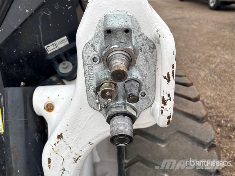 Bobcat S76 Two-Speed Skid Steer Loader 스키드로더