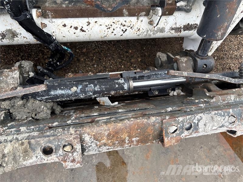 Bobcat S76 Two-Speed Skid Steer Loader 스키드로더