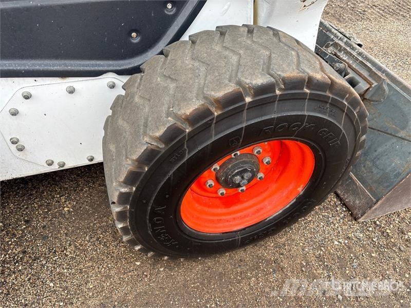 Bobcat S76 Two-Speed Skid Steer Loader 스키드로더