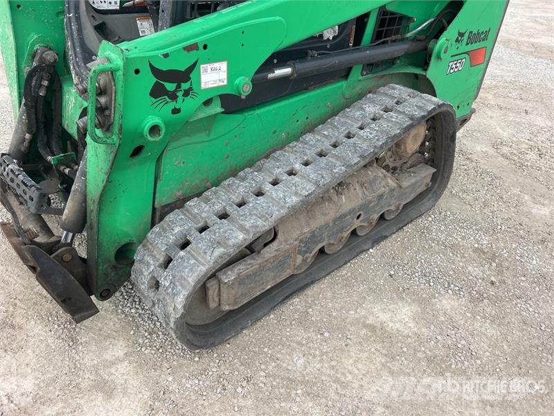 Bobcat T550 Skid steer mini nakladalci