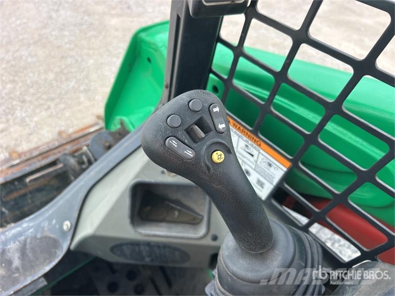 Bobcat T550 Skid steer mini nakladalci