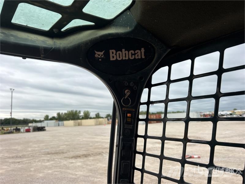 Bobcat T550 Skid steer mini nakladalci