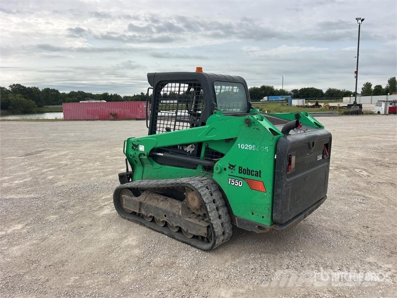 Bobcat T550 Skid steer mini nakladalci