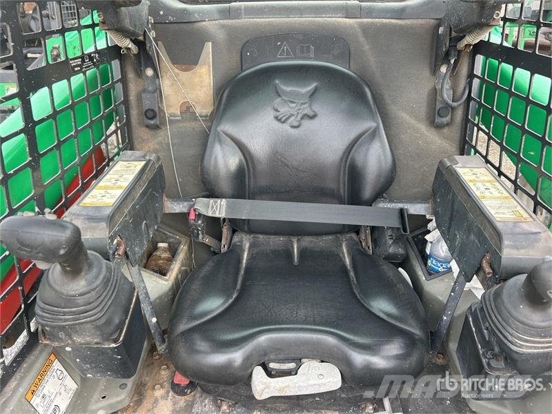 Bobcat T550 Skid steer mini nakladalci