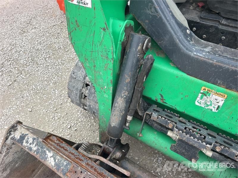 Bobcat T550 Skid steer mini nakladalci