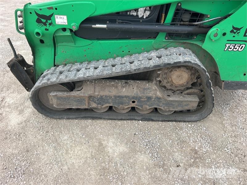 Bobcat T550 Skid steer mini nakladalci