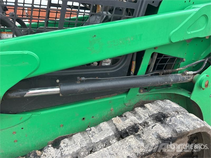 Bobcat T550 Skid steer mini nakladalci