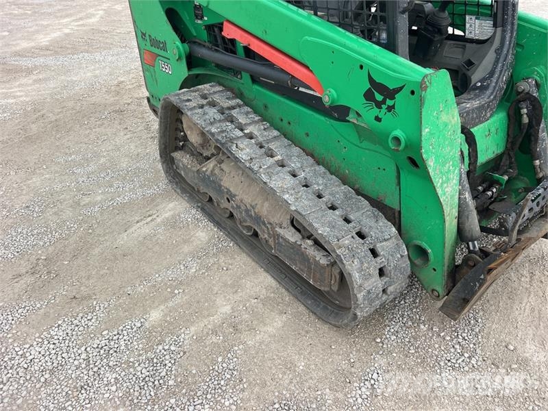 Bobcat T550 Skid steer mini nakladalci
