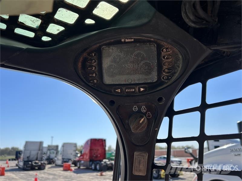 Bobcat T590 Skid steer mini nakladalci