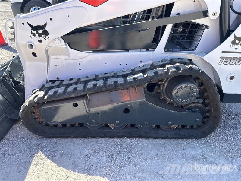 Bobcat T590 Skid steer mini nakladalci