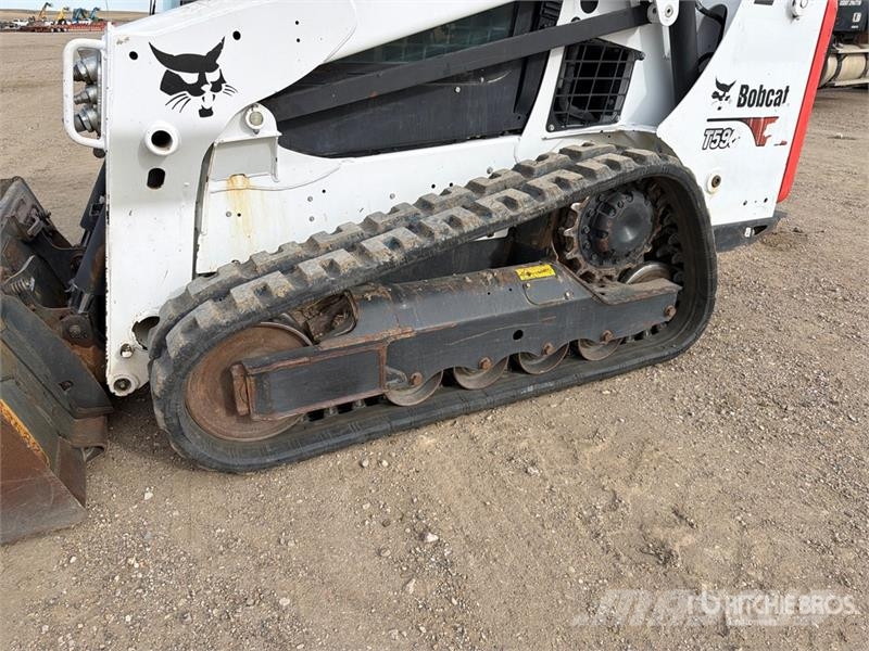 Bobcat T590 Carregadoras de direcção deslizante