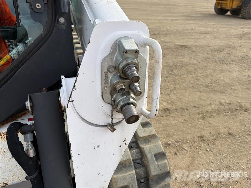 Bobcat T590 Carregadoras de direcção deslizante