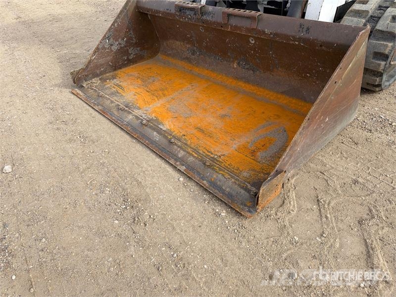 Bobcat T590 Carregadoras de direcção deslizante