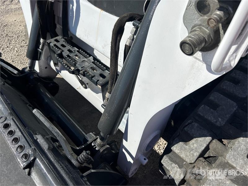 Bobcat T590 Skid steer mini nakladalci