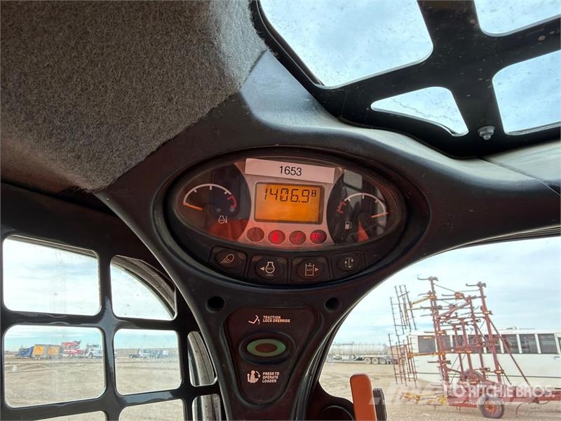 Bobcat T590 Carregadoras de direcção deslizante