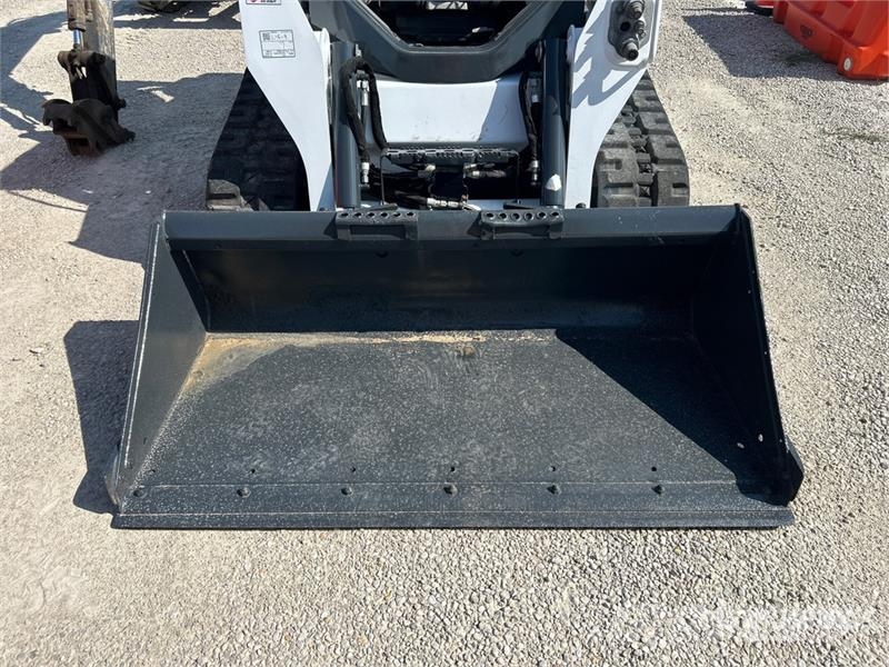 Bobcat T595 Smykem řízené nakladače