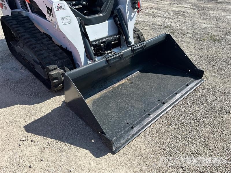 Bobcat T595 Smykem řízené nakladače