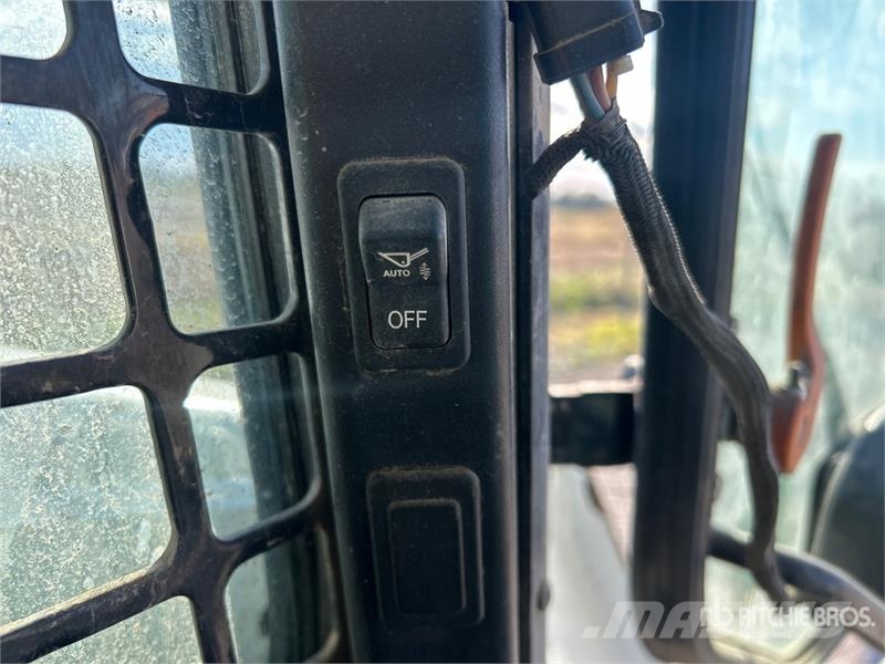 Bobcat T595 Skid steer loaders