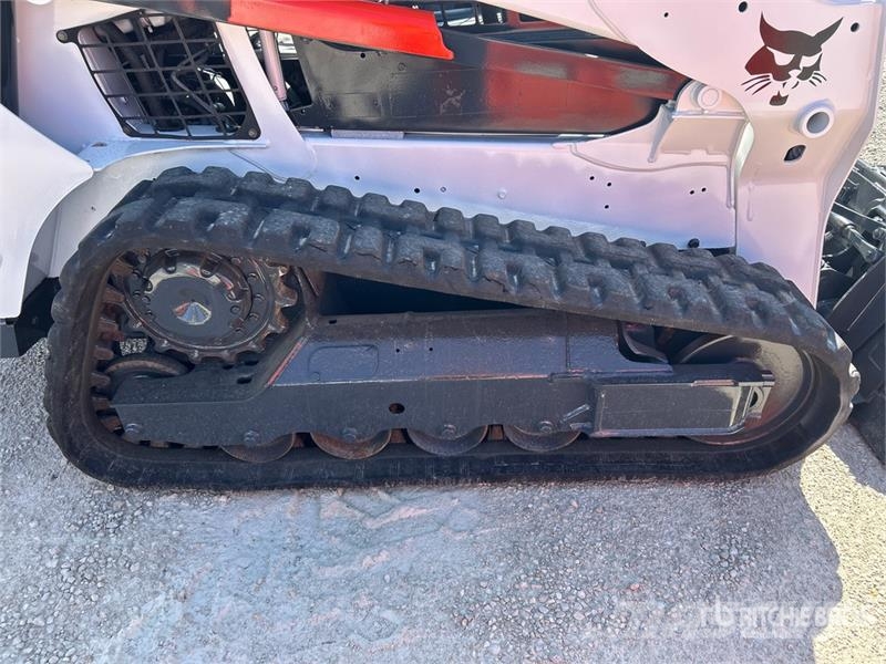 Bobcat T595 Smykem řízené nakladače