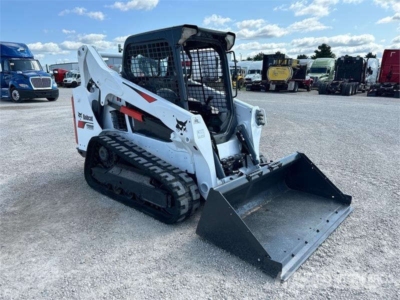 Bobcat T595 Smykem řízené nakladače