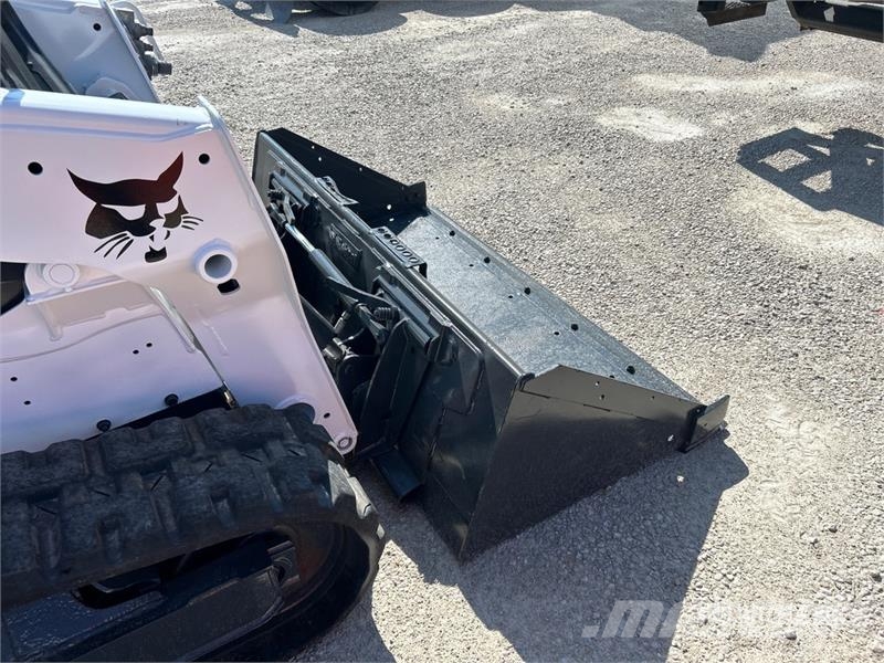 Bobcat T595 Smykem řízené nakladače