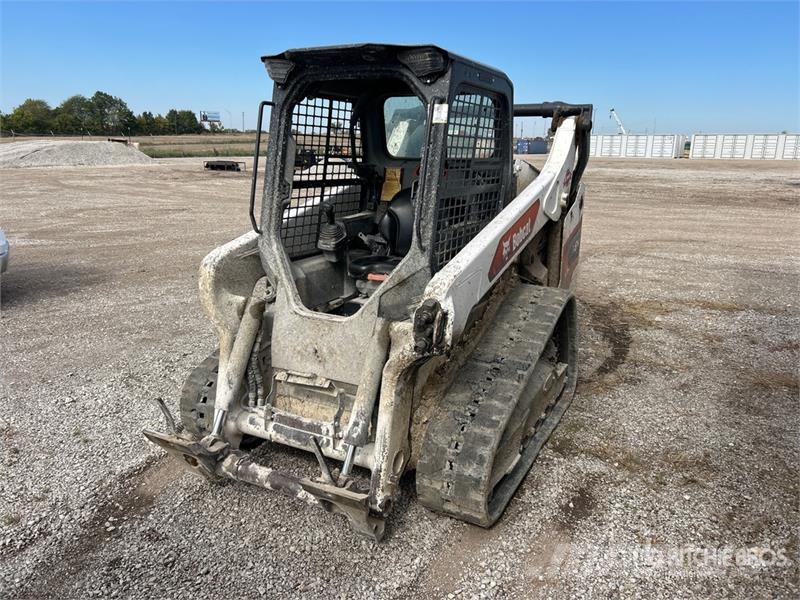 Bobcat T64 Compact Track Loader (Inoperable) Skid steer loaders