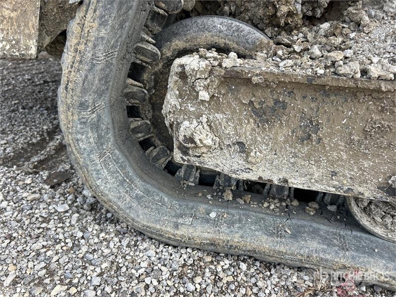 Bobcat T64 Two-Speed Compact Track Loader (Inoperable) Lietoti riteņu kompaktiekrāvēji