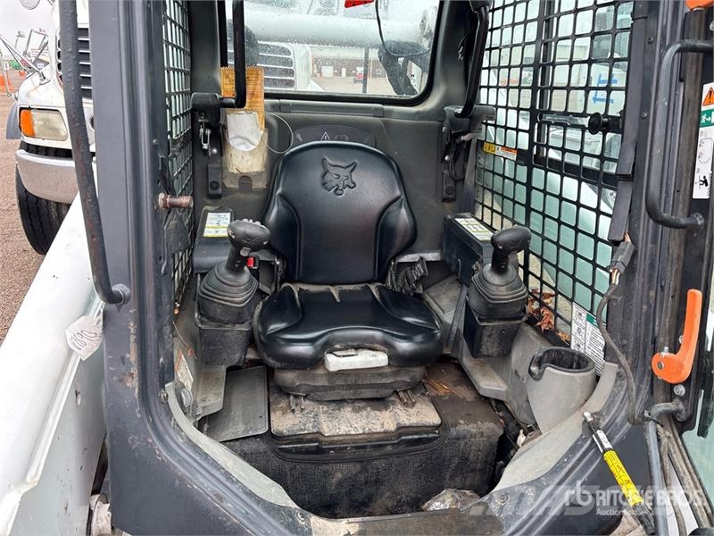 Bobcat T650 Skid steer loaders
