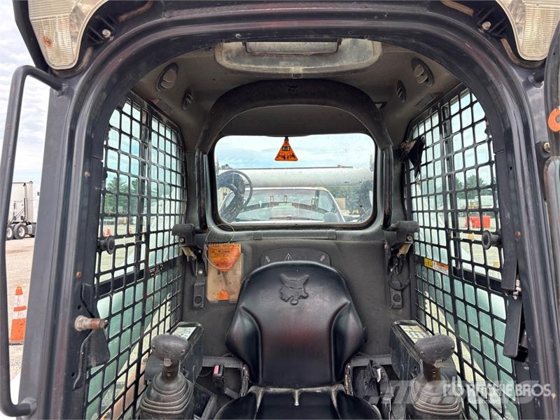 Bobcat T770 Skid steer loaders