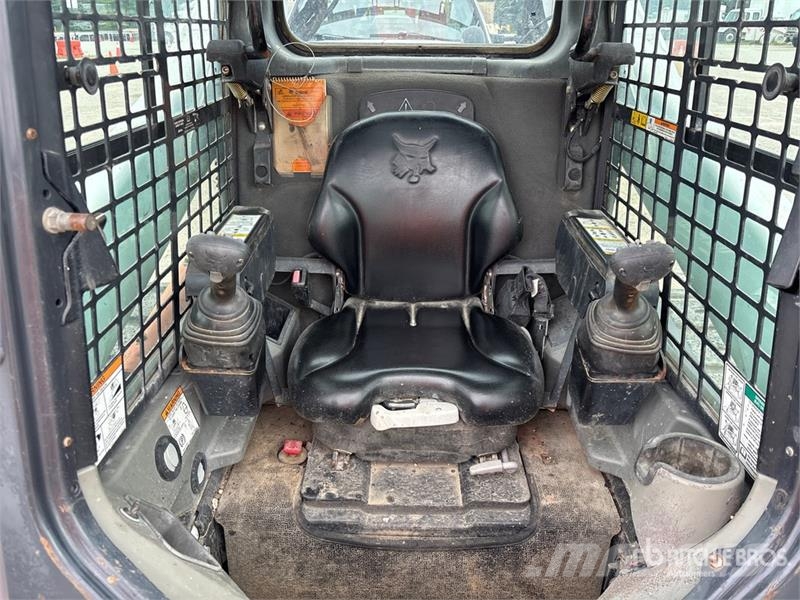 Bobcat T770 Skid steer loaders