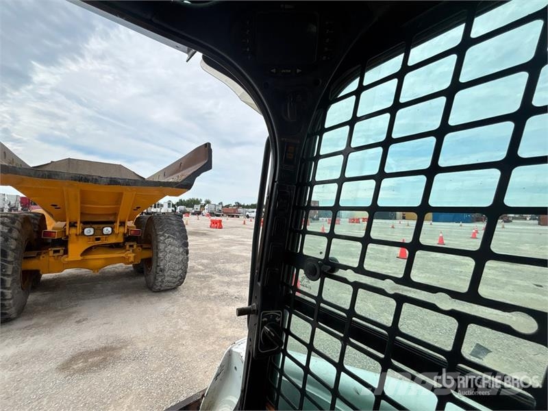 Bobcat T770 Skid steer loaders