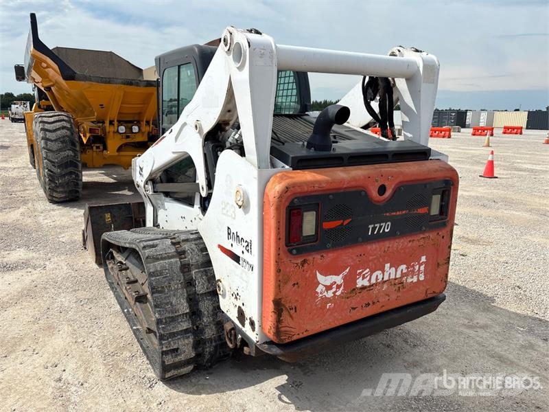 Bobcat T770 Skid steer loaders