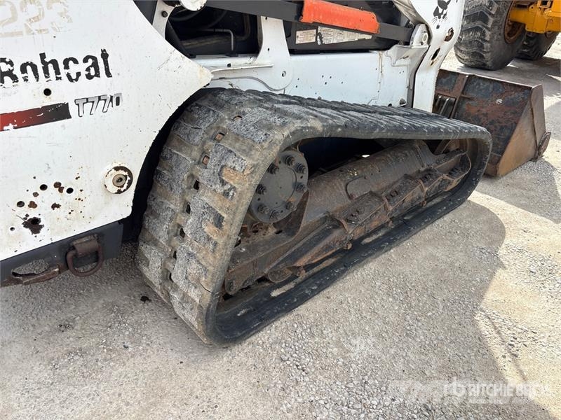 Bobcat T770 Skid steer loaders