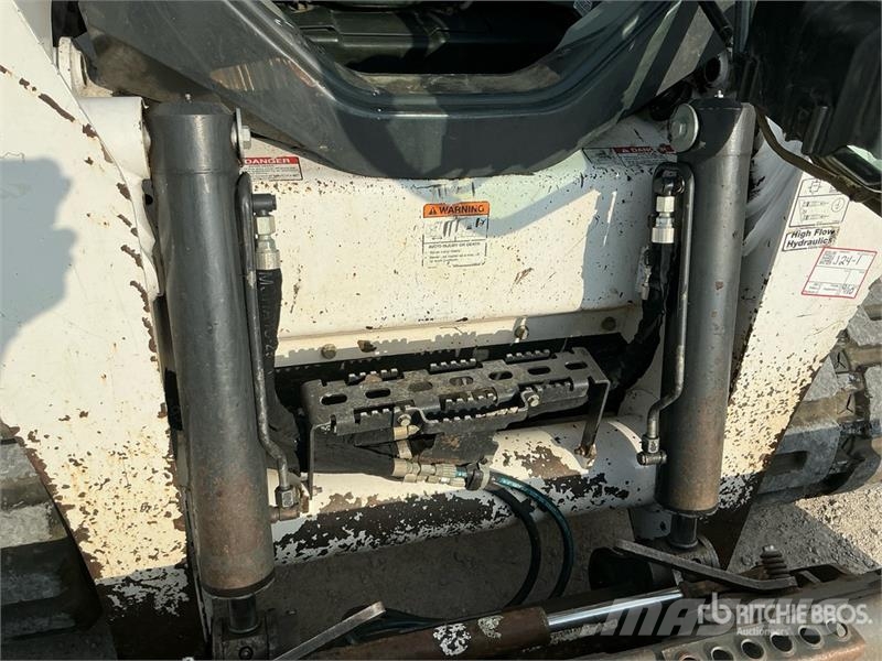 Bobcat T870 Skid steer mini nakladalci