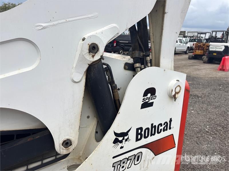 Bobcat T870 لوادر انزلاقية التوجيه